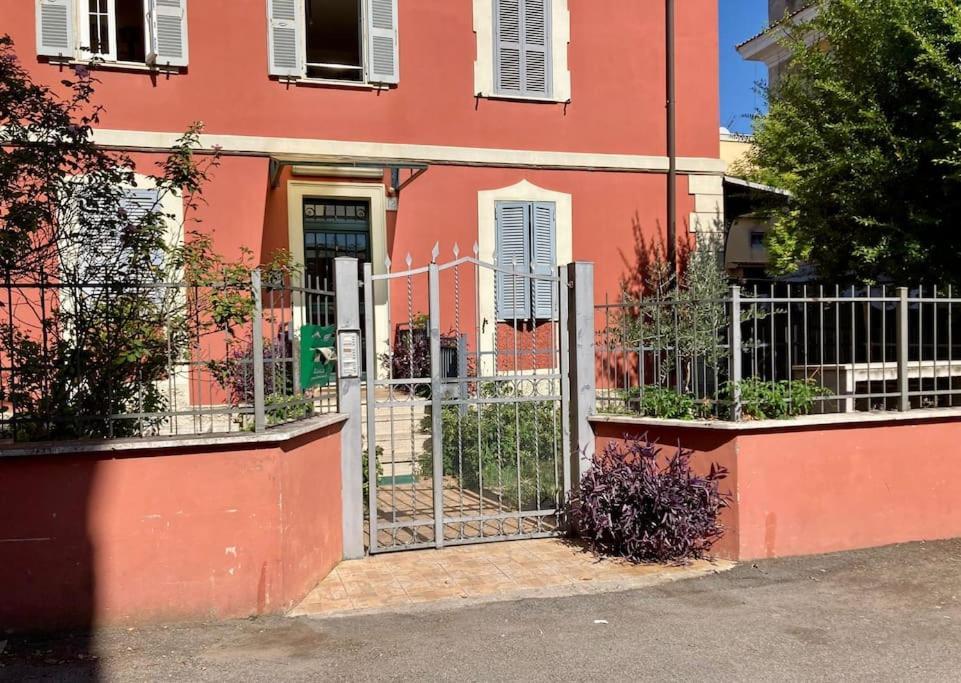 Cozy House Apartment Rom